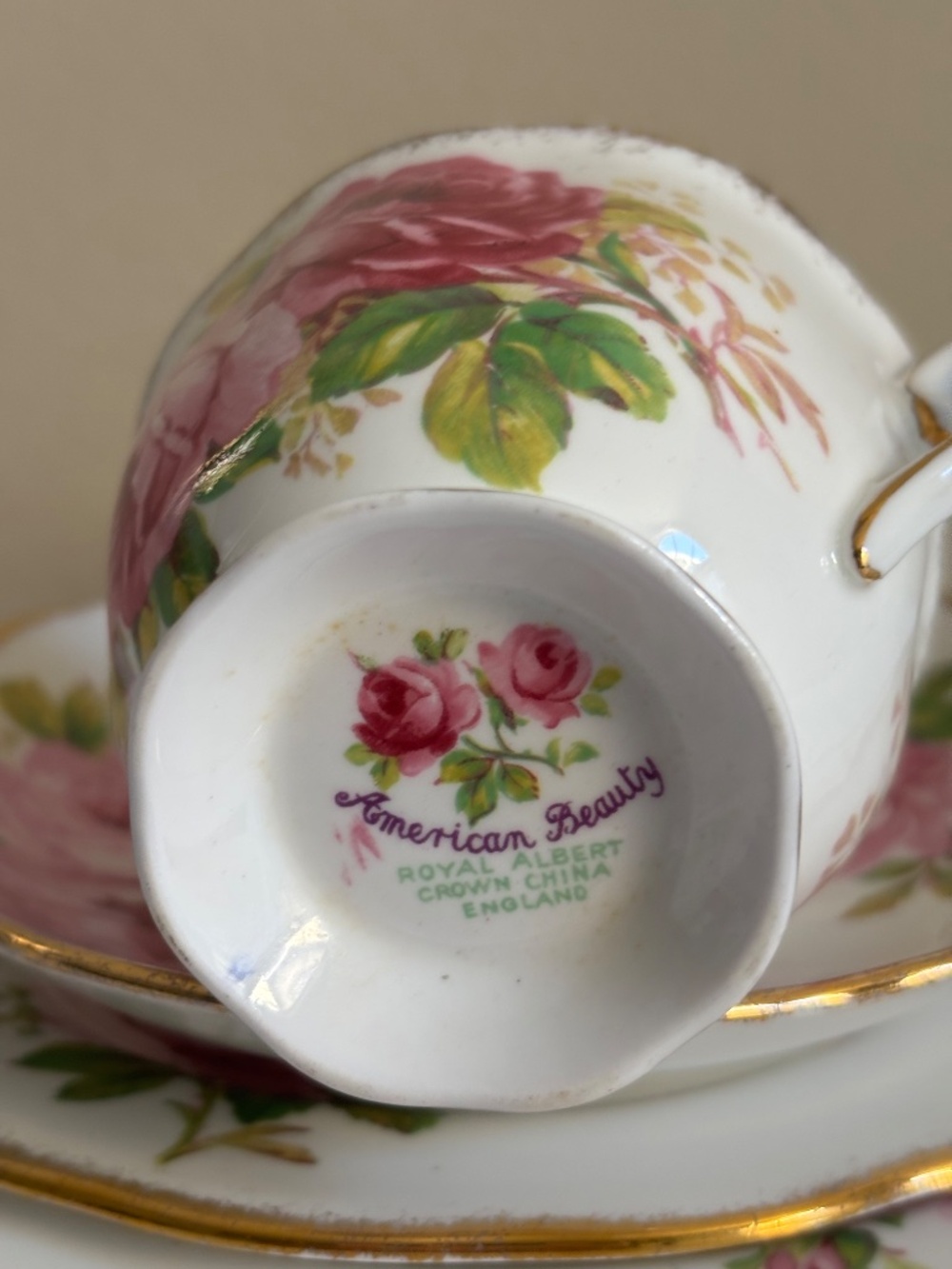 Royal Albert American Beauty Luncheon Set - Picture 5 of 6